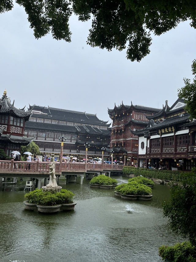 Yu Garden. A peaceful corner inside prosperous Shanghai