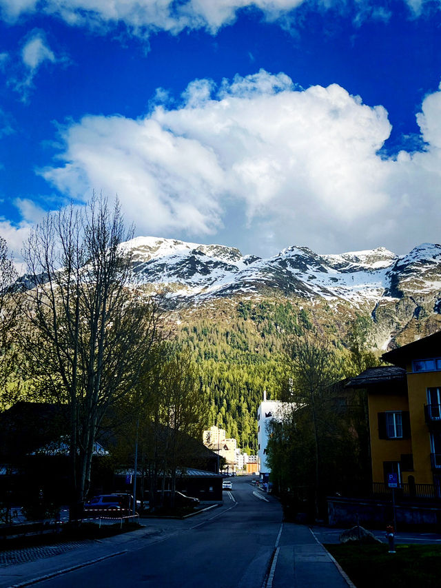 St. Moritz Bad – Tranquil Base by the Lake with Spa & Ski Access