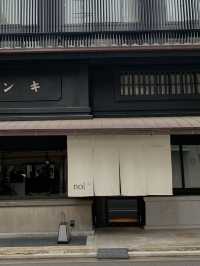 【京都🇯🇵】古都のリノベーション宿に泊まる。