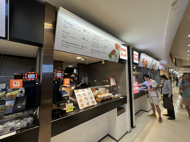 🍽️ Street Food Elegance at Quartier Foodhall, EmQuartier