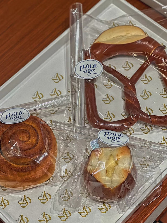 Guangzhou | Pointage, a vintage French bakery, feels like a slice of Paris.
