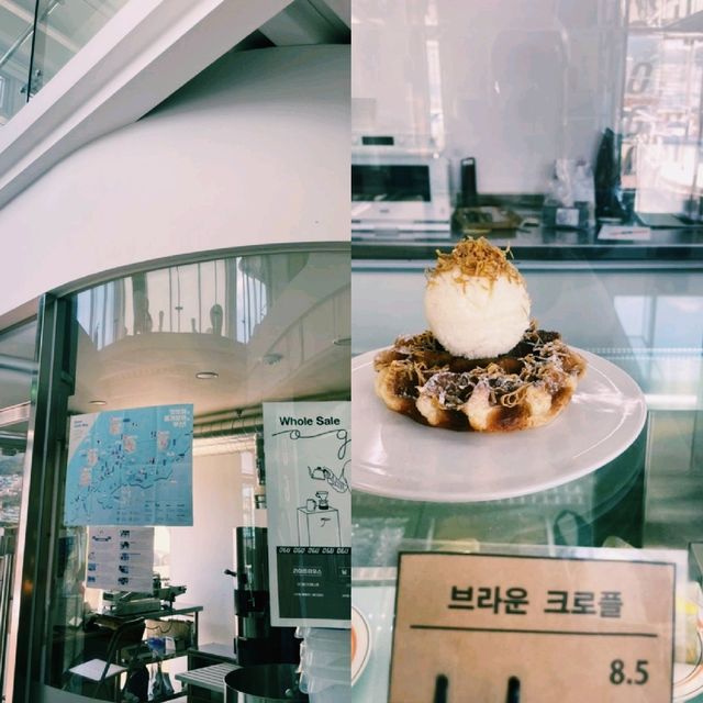 카페 오구에서 보내는 조용한 오후, 영도 바다를 담다