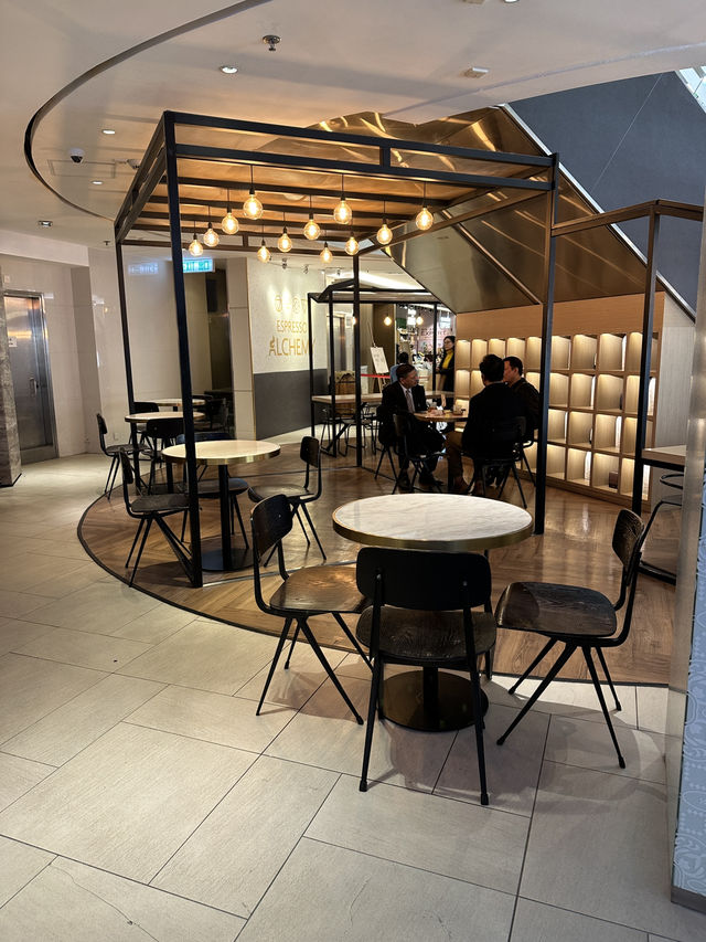 尖沙咀鬧市中的寧靜cafe ☕️
