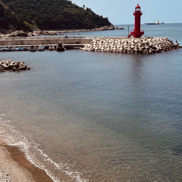 Huinyeoul Coastal Tunnel, Busan: A Hidden Gem on the White Yeongdo Coast