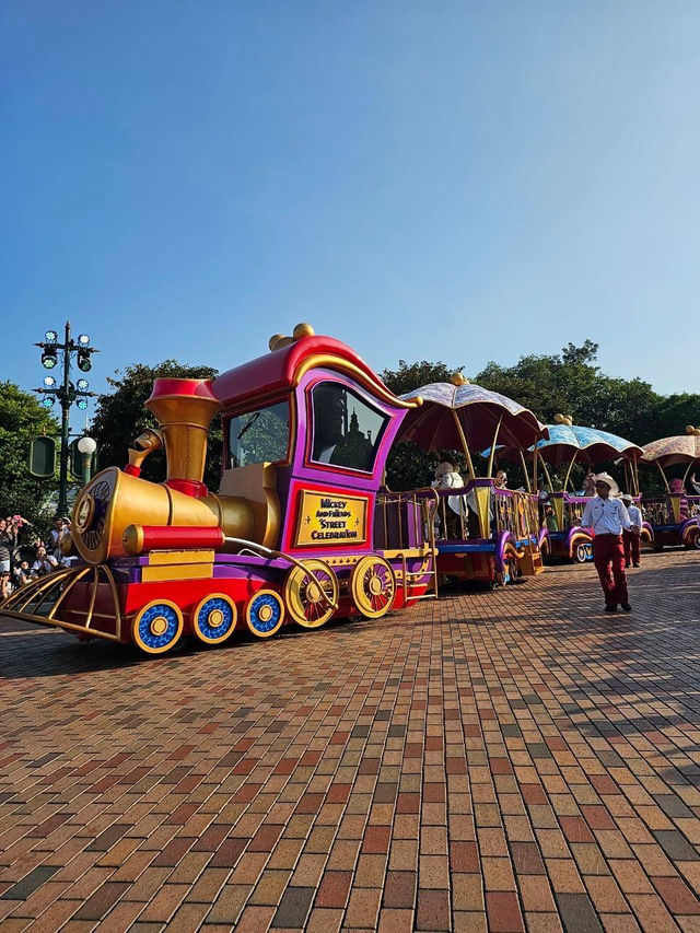 รีวิว Hong Kong Disneyland เหมือนในนิยาย ✨🪉