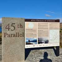 Halfway to Everywhere: Stunning Sights at Lake Dunstan and the 45th Parallel!