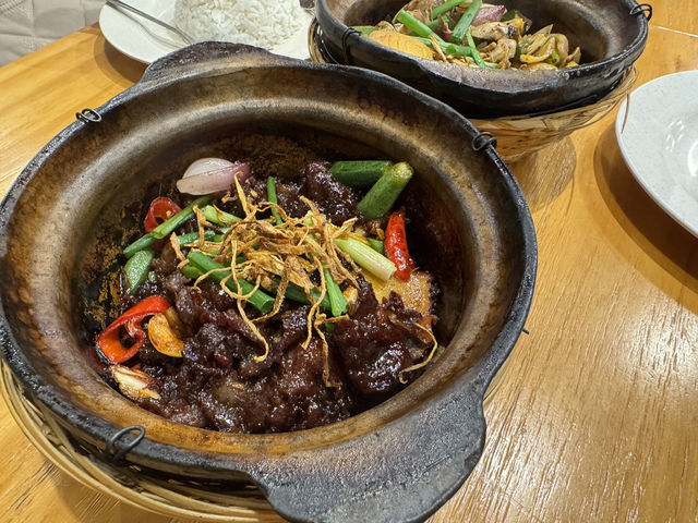 🍽️ Review: Lao Pa Sat (LPS) at Eco Botanik – One Spot, Many Cravings Satisfied