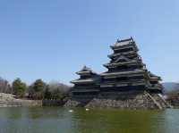 🏯 Matsumoto-jō Castle – Majestic, Peaceful, and Unforgettable