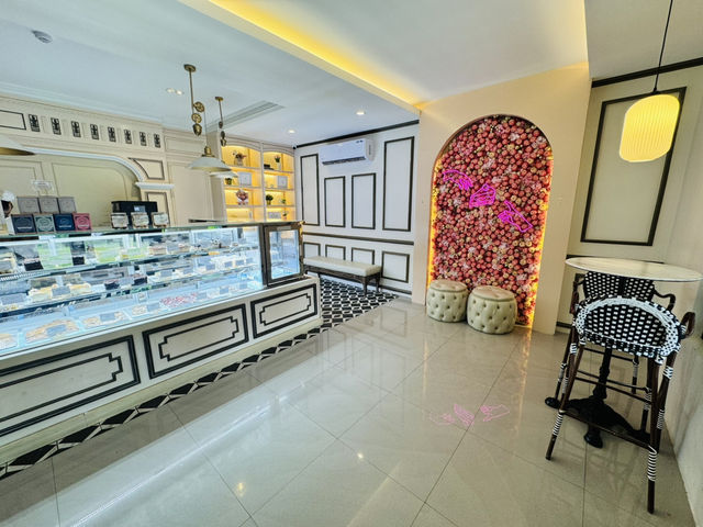 Savor the Sweet Life at Luxcious Café
