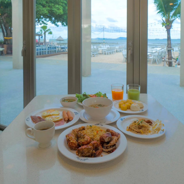 💙Atlantis Manor รร.เปิดใหม่บางแสน วิวทะเล สระปัง