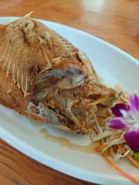 ร้านอาหารและคาเฟ่บรรยากาศดีใกล้ทางด่วนศรีสมาน