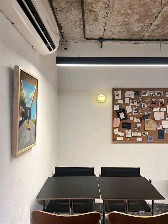 The Sipping Bar