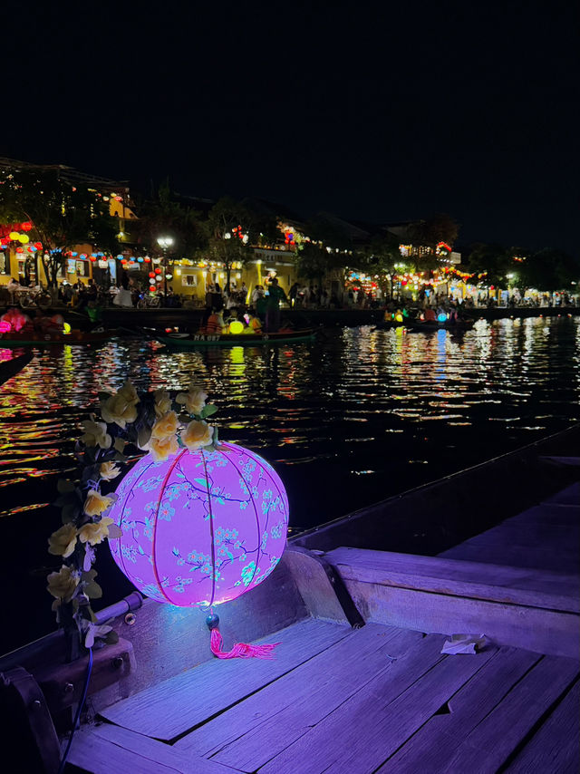 🏮 Hoi An — The Town Where Wishes Come True 🌟