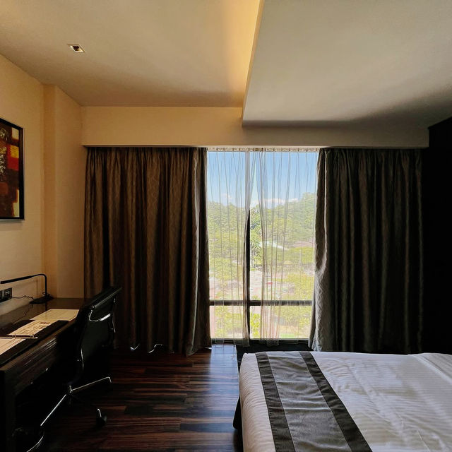 Skyline Comfort and City Grace