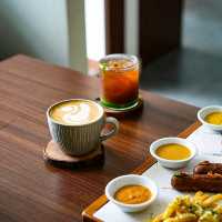 Ams&Dam Cafe