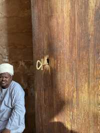 Abu Simbel: The Mountain That Moved
