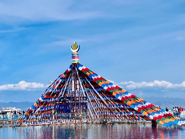 Qinghai Lake: The Shimmering Jewel of the Tibetan Plateau