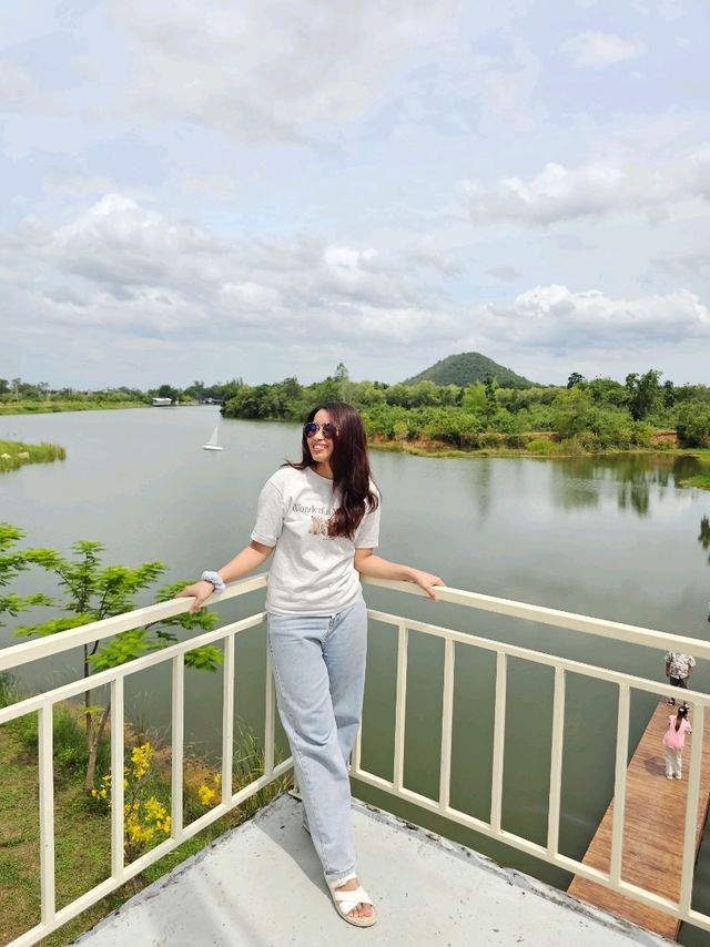 KRATOM INTHA RATCHABURI