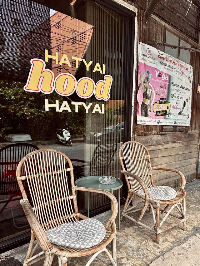 HooD CAFE คาเฟ่สไตล์เรโทรหาดใหญ่