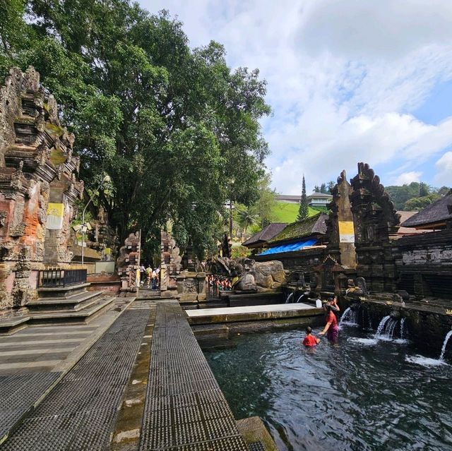 Pura Tirta Empul