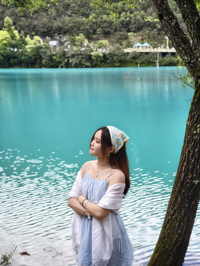 A must-visit blue moon lake in China 🩵