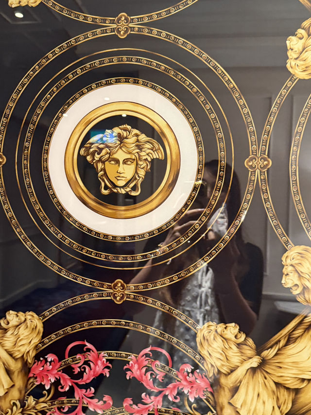 澳門打卡酒店🏨 Versace