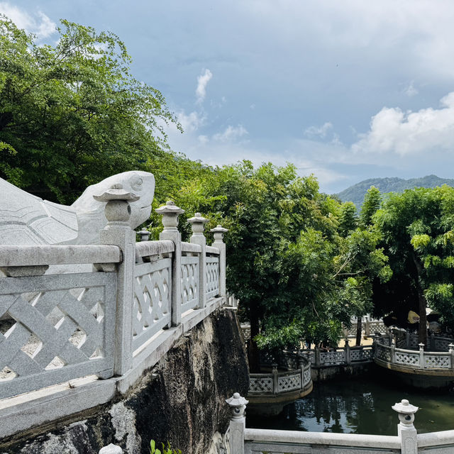 The Bridge That Starts Your Journey at Kek Lok Si 