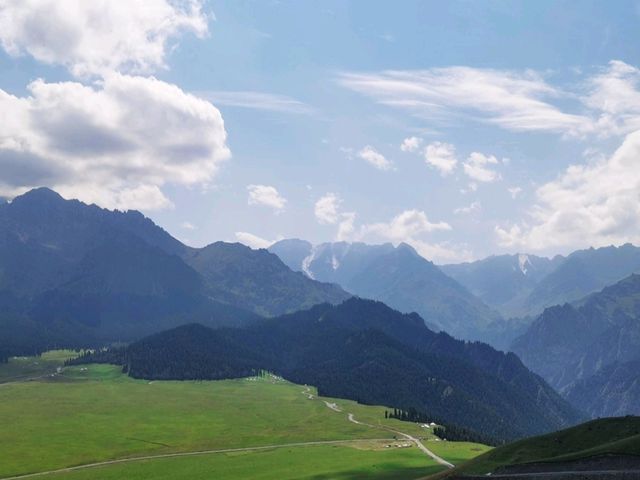 鹿角灣草原湖景打卡勝地🌄