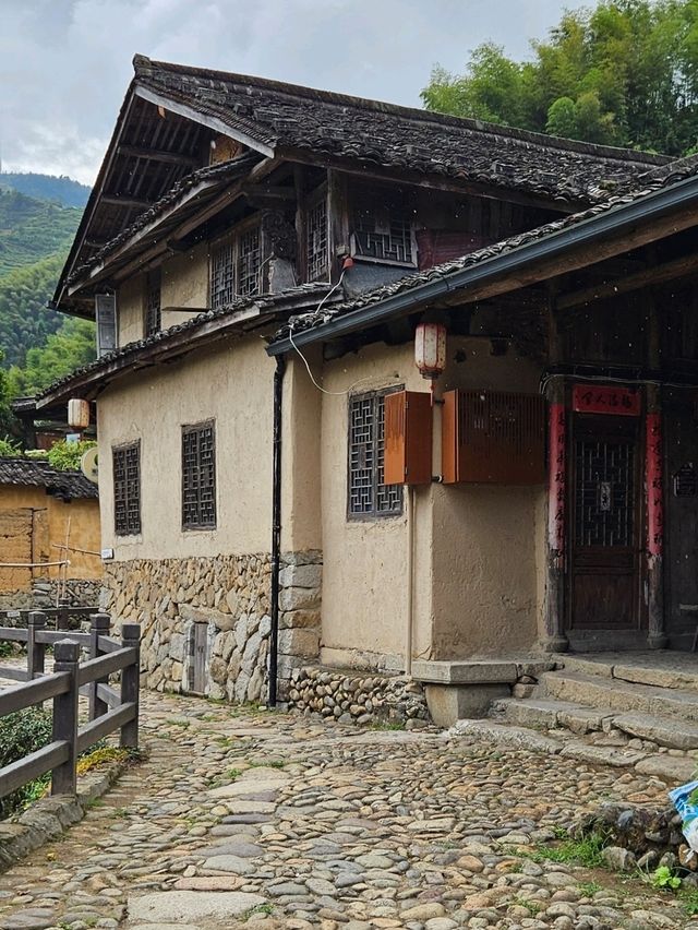 隱世桃花源～坑根石寨