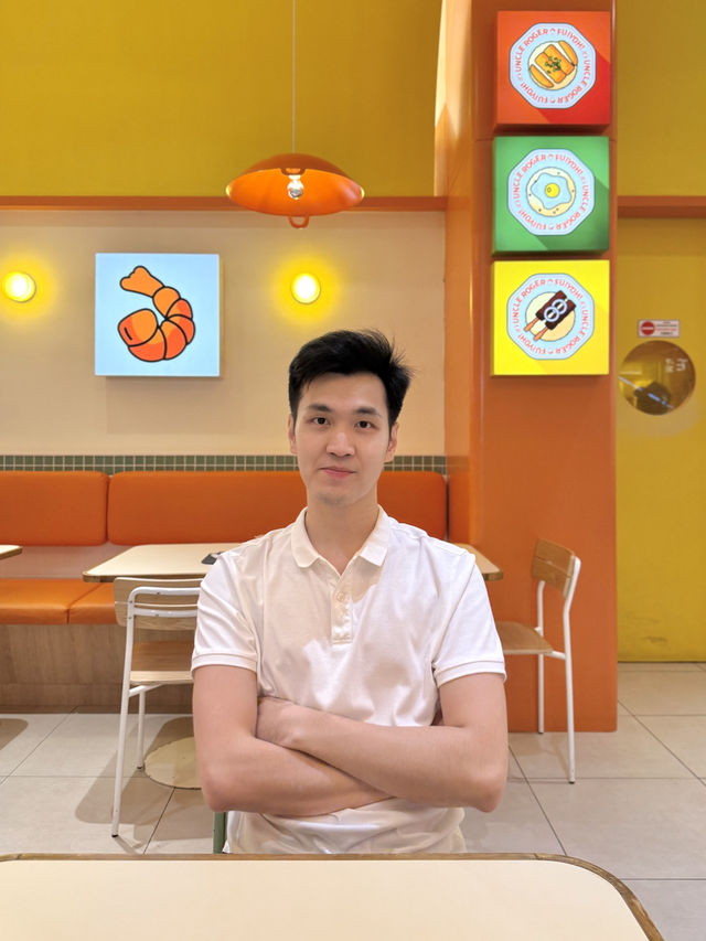 ร้านอาหารดัง  Fuiyoh It's Uncle Roger 