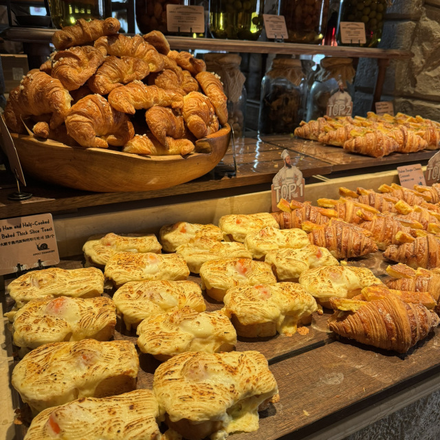 上海/グルメ】APOLI ITABAKERY🥖✨ 武康大楼すぐ近くの大人気