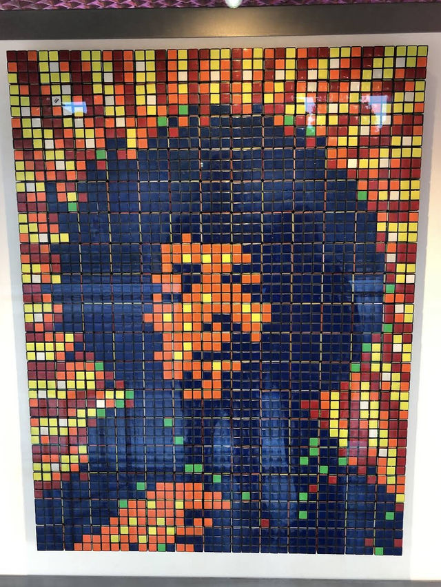 🎨 Fluctuart — Paris’s Floating Hub of Urban Art