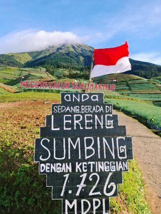 Wisata Negeri Sayur Sukomakmur