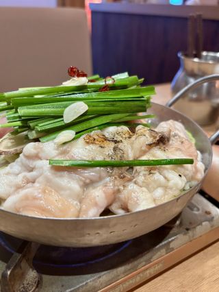 【오사카·오고쿠쵸】본고장 규슈의 맛과 토속주를 제등 흔들리는 포장마차 공간에서 “규슈의 토속주와 술창창”