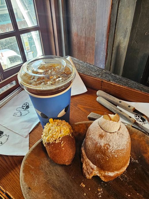 A Whimsical Fairytale Escape: Ghibli-Inspired Handmade Yogurt & Bakery at Acorn Village 🌳✨