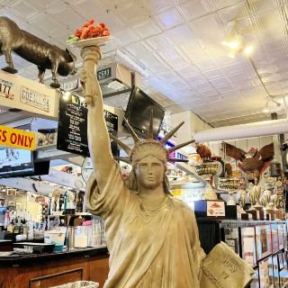 The Original Buffalo Wings from Buffalo, USA! Anchor Bar