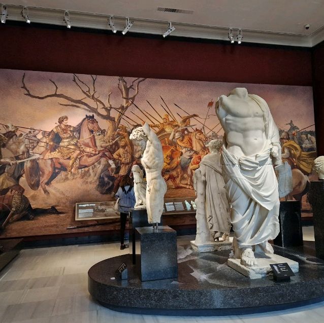 🏛️ Exploring the Treasures of Istanbul! 🌍🔍


