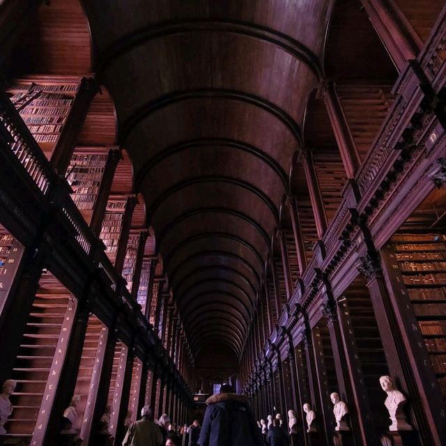 都柏林之旅－探索愛爾蘭首都的魅力⭐️Journey to Dublin - Exploring the Charms of Ireland's Capital