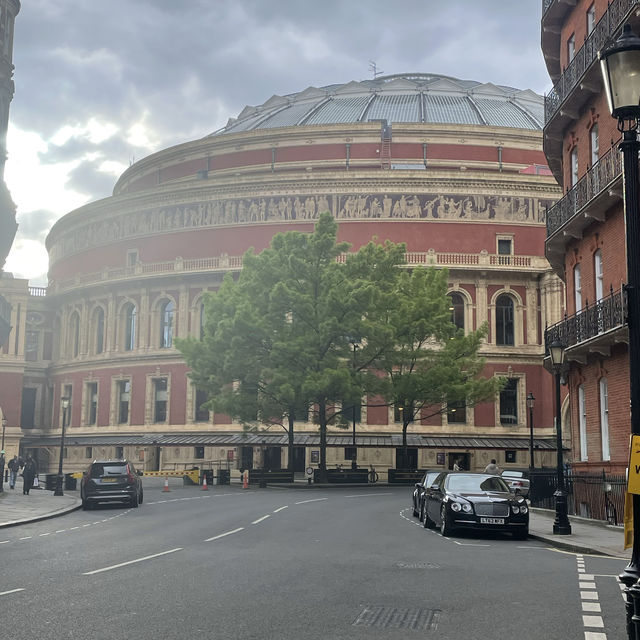 Visiting the Royal Albert Hall in London