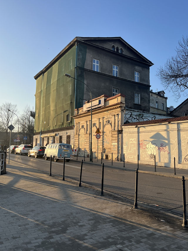 “Kraków Uncovered: History, Culture & Hidden Gems in the Jewish Quarter”