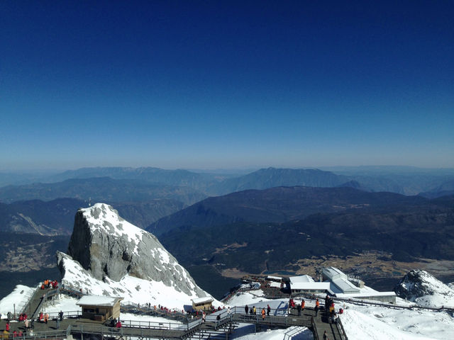 Incredible white and blue in Yulong snow-capped mountain