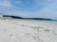Soft Sand, Clear Water, Zero Stress – St. Brelade’s Bay Has It All