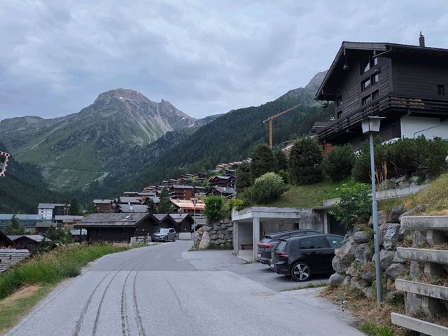 스위스 Grimentz 소도시 여행 Part2 : 도시 내부 여행 가이드