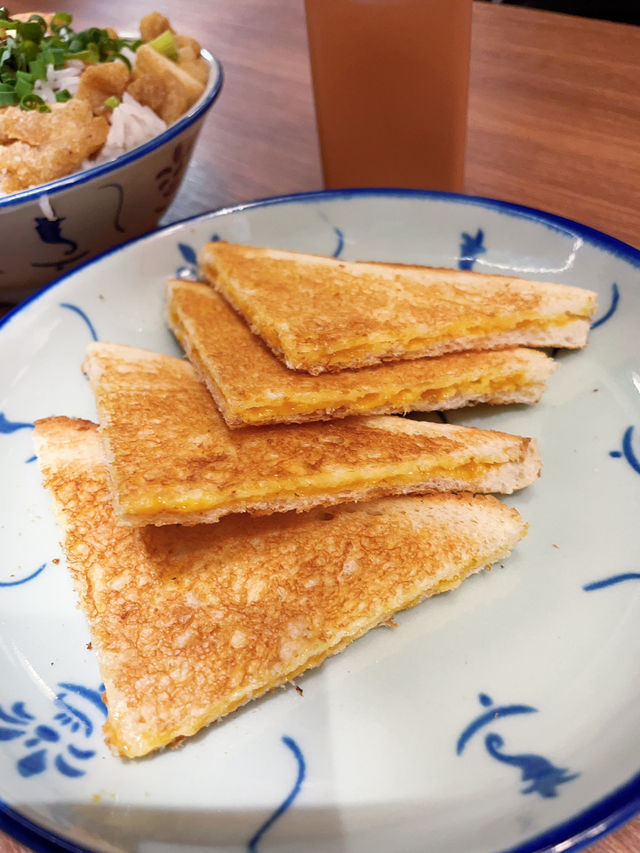 尖沙咀名物🔥明星加持！必食香煎脆邊蛋肉餅飯 