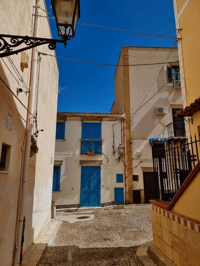 🌊 Sant’Elia, Sicily: A Hidden Coastal Gem Near Palermo