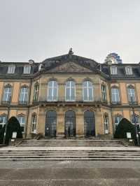 🌿👑 Schlossgarten Stuttgart: A Royal Oasis in the Heart of the City 👑🌿  