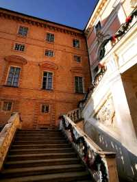 🏰 Govone Castle – Baroque Beauty in the Heart of Piedmont