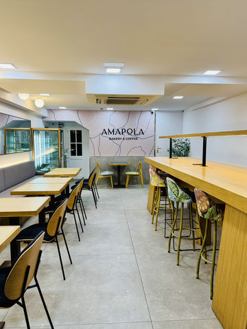 🌅☕️ Early Morning Gem — Amapola Bakery & Coffee at La Rambla 🌅☕️ Early Morning Gem — Amapola Bakery & Coffee at La Rambla