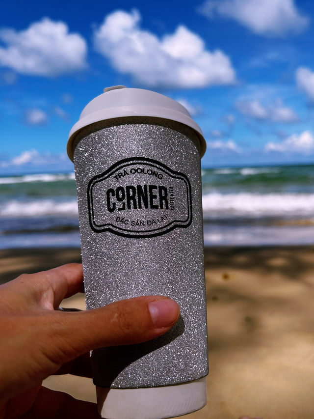 PHU QUOC — THE PLACE YOU'D WANT TO NEVER LEAVE PHU QUOC — THE PLACE YOU'D WANT TO NEVER LEAVE