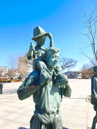 Spring outing to Fujiazhuang Park